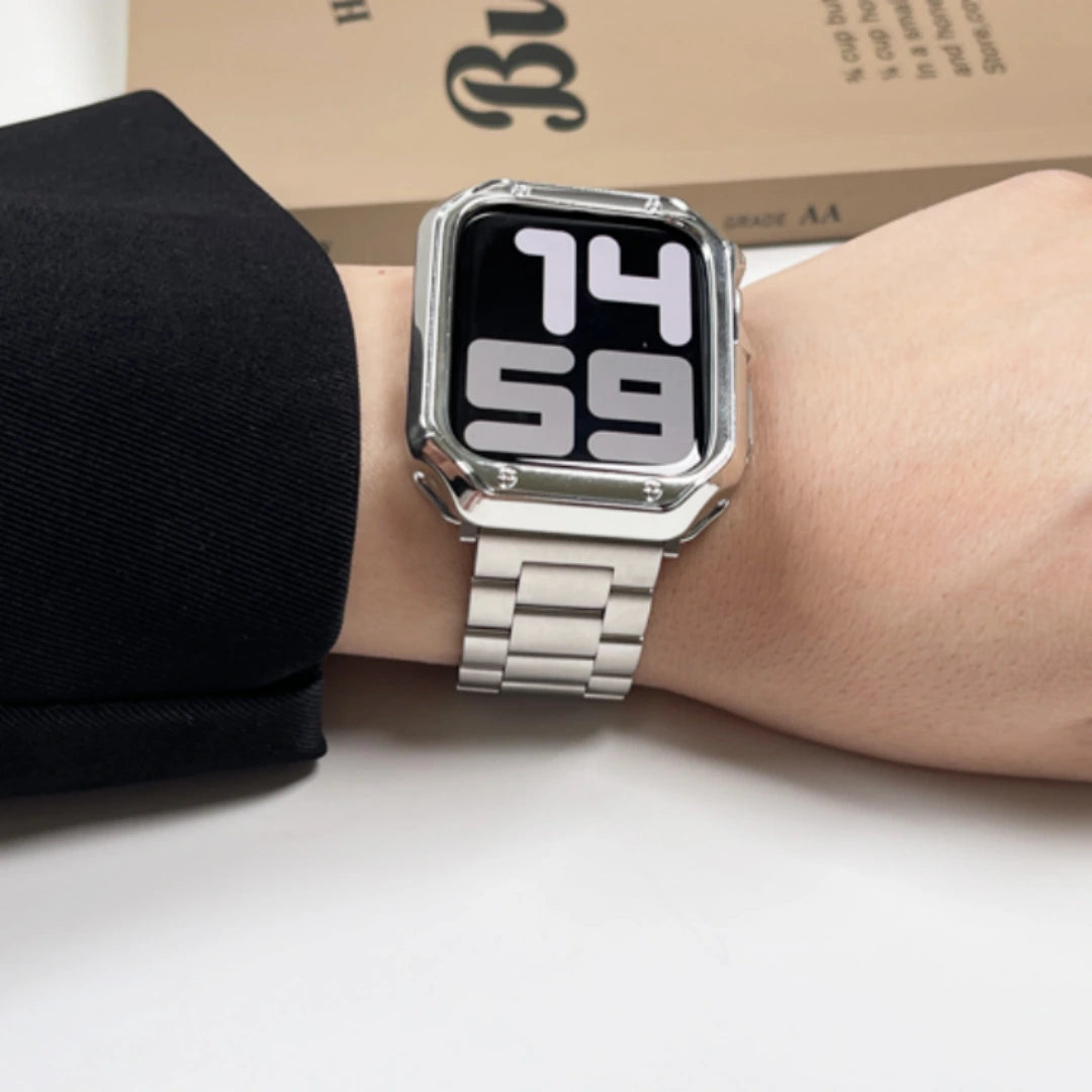 Mecha-Style Apple Watch Case